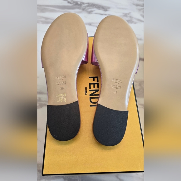 Fendi Women's Metallic Pink Mules - Picture 4 of 6